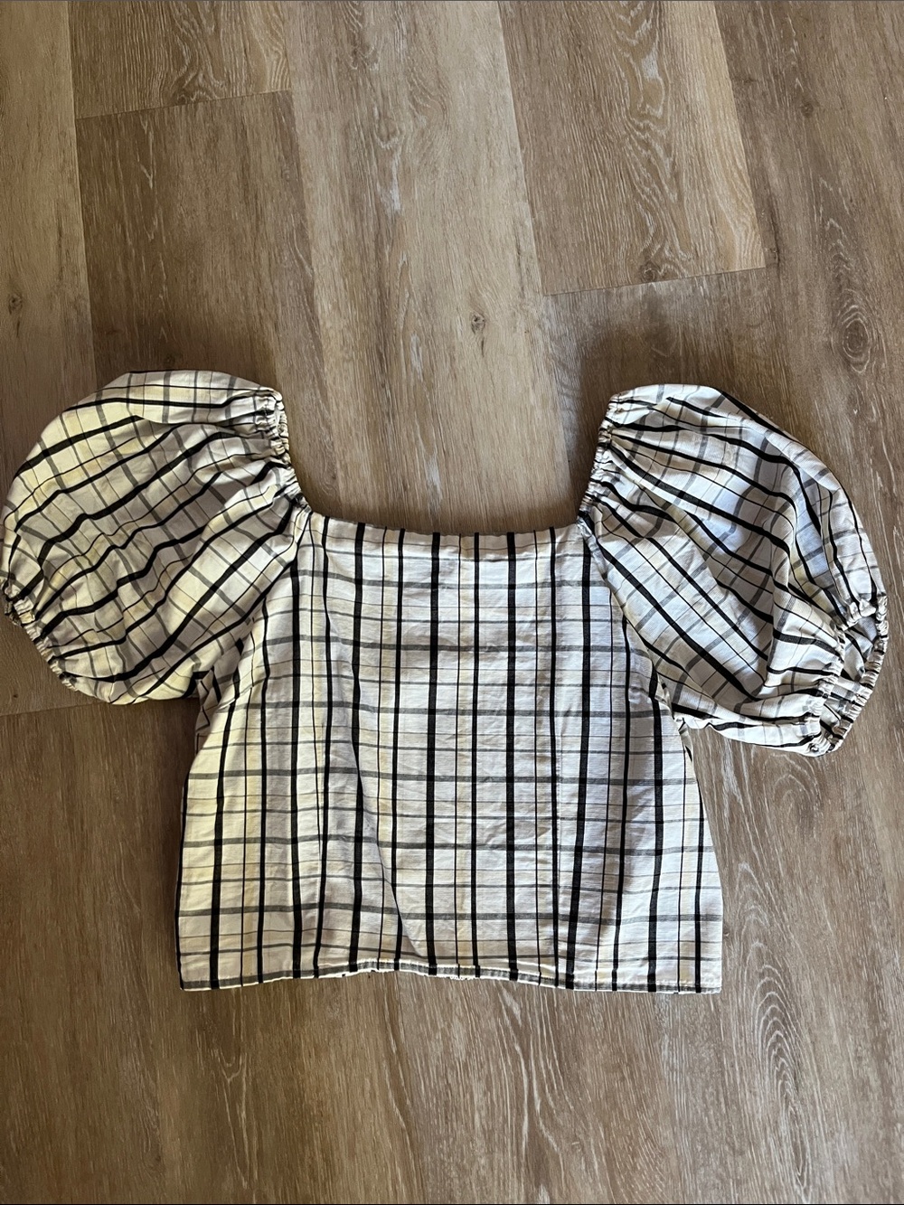 Levi's White and Black Plaid Puff-Sleeve Square Neck Crop Top